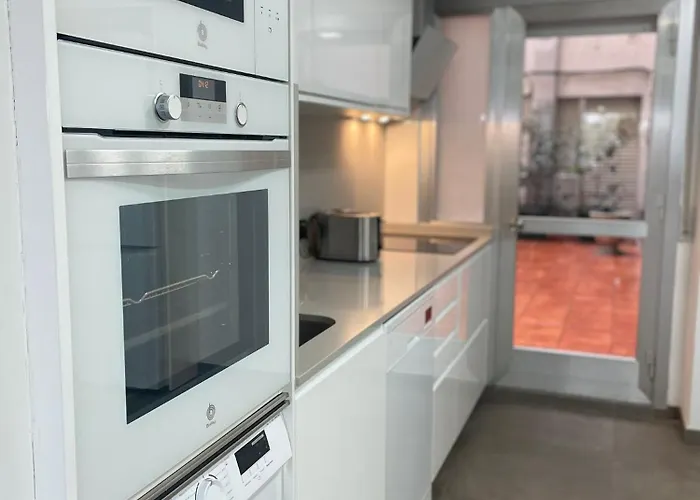 Cies Homes Garcia Barbon 108 - Your 4*